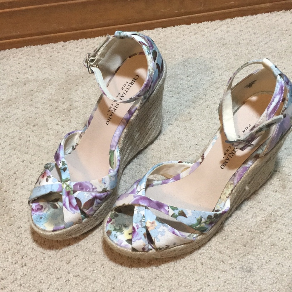 Floral Wedges